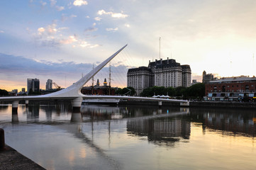 Fototapeta premium Puerto Madero at dusk