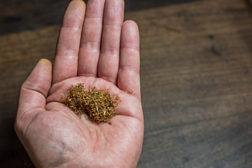 
organic tobacco and without additives to put together sigarrillos as a healthier way to travel those who cannot stop smoking