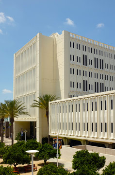FULLERTON CALIFORNIA - 23 MAY 2020:  Langsdorf Hall at the main entrance to California State University Fullerton, CSUF, seen from Mihaylo Hall.