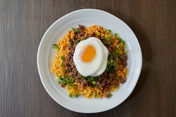 汁無し坦々麺