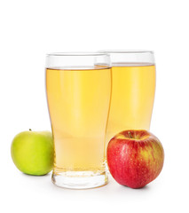 Fototapeta na wymiar Glasses of apple cider on white background