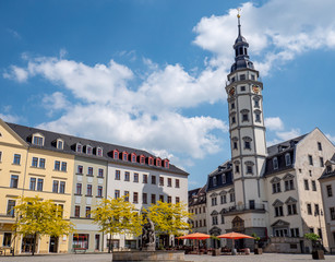 Obraz premium Rathaus mit Marktplatz von Gera in Thüringen