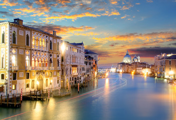 Fototapeta na wymiar Canal Grande with Basilica di Santa Maria della Salute in Venice