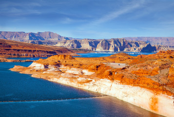 Lake Powell of artificial origin