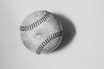 野球ボール（モノクローム）