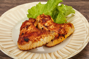 Roasted chicken wings with spices