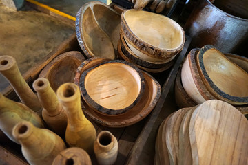 Display shelf of wooden handcraft containers