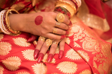 Fototapeta premium Alta design on hand of girl for hindu Indian wedding ceremony