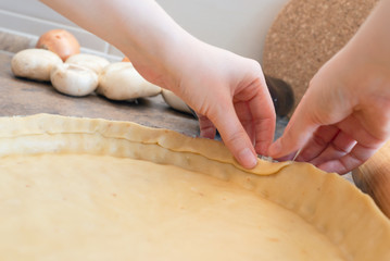 Quiche dough homemade preparation, hand crust form
