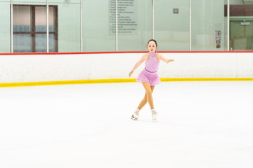 Fototapeta na wymiar Figure skating