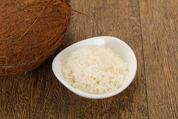 Coconut shredded chip with nut