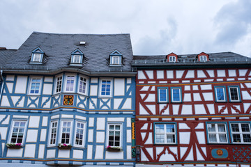 Alte historische Fachwerkhäuser in der Altstadt von Bad Camberg/Deutschland im Taunus