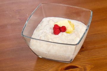 Dietary Rice porridge with raspberry