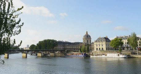 PONT DES ARTS PARIS