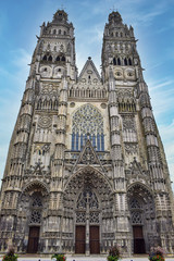 Fototapeta na wymiar Fachada catedral gotica de Tours