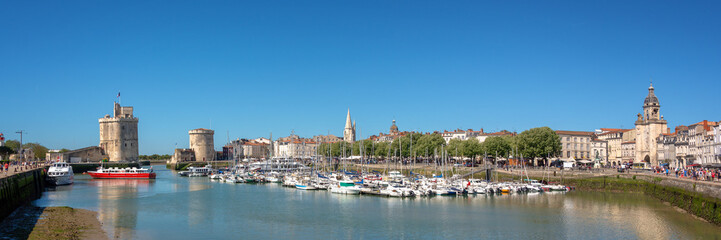 Fototapeta premium Panorama of the Old harbor of La Rochelle, France