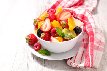 fresh fruit salad in bowl