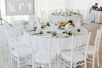 Wedding table for guests indoors.