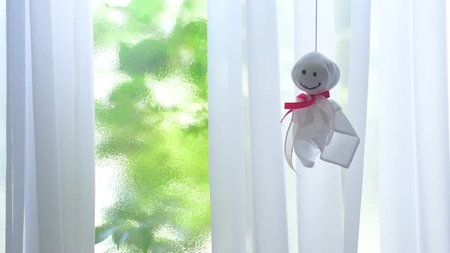 てるてる坊主　カーテン