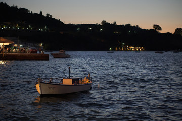 Naklejka premium Night view of the beautiful harbor of Koroni, south west peloponnese