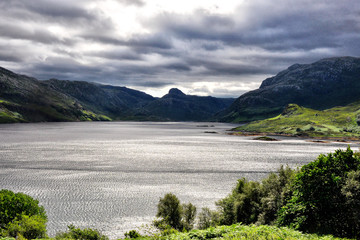 lago e nuvole della Scozia