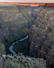 Bruneau Canyon in the Idaho desert with a river