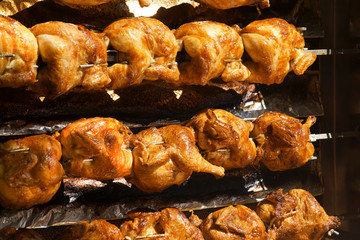 Brat Huhn am Spieß - Barbecue 