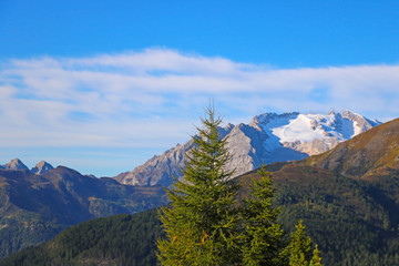 Obraz premium Beautiful view of the Dolomites in Italy. Out of focus.