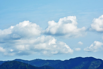 青い空と雲