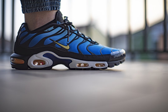 air max tn hyper blue 2018