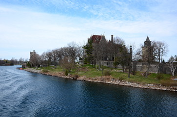 Obraz premium One Island in Thousand Islands Region in fall of New York State, USA