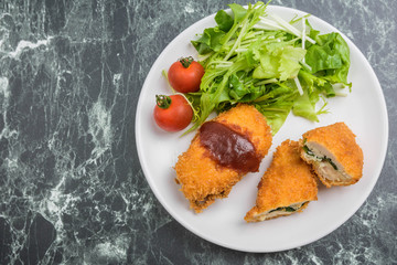 鶏肉の大葉揚げ