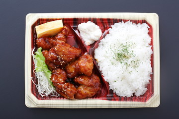 唐揚げ弁当