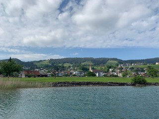 Panorama auf Gemeinde Oberägeri  / Oberaegeri im am Ägerisee / Aegerisee / See  im Ägerital / Aegerital im Kanton Zug
