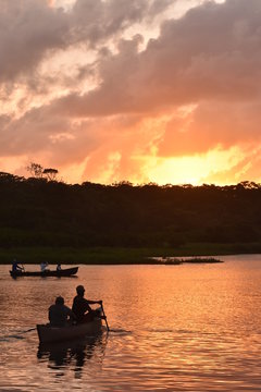 Atardecer En Parque Nacional Tortuguero