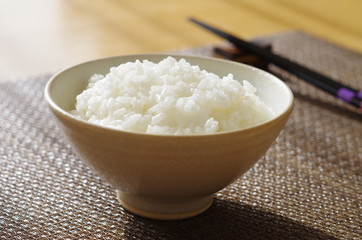 炊き立ての白いご飯
