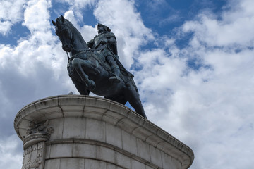 The monument of the man on the horse in the center of Lisbon