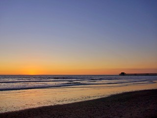 Fototapeta na wymiar Sonnenuntergang am Strand von Kalifornien