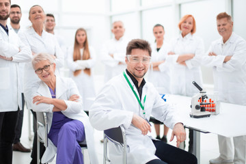 Fototapeta na wymiar group of doctors and scientists standing in the laboratory.
