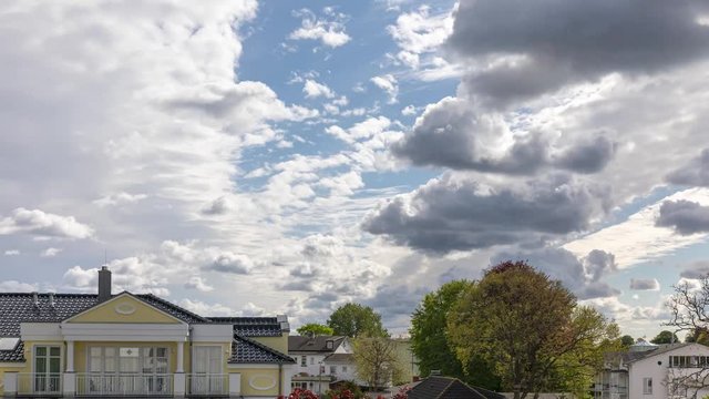 Wetterscheide &uuml;ber G&ouml;hren auf der Insel R&uuml;gen