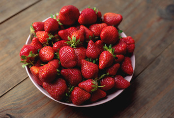 fresh strawberries in a bowl