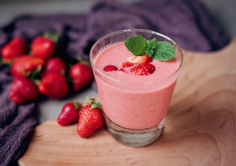 strawberry milkshake with mint