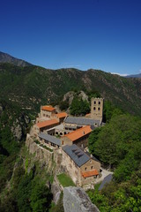 Abbaye monast&egrave;re et &eacute;glise en montagne de saint martin du Canigou dans les Pyr&eacute;n&eacute;es orientales en France