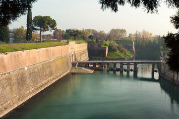 Peschiera del Garda, Verona. Fortezza veneziana con ponte di Porta Brescia