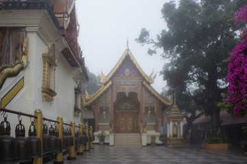 Fototapeta na wymiar Templo Doi Suthep de Chiang Mai
