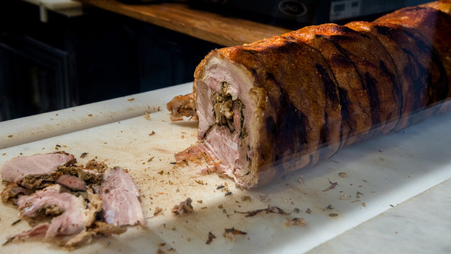 Porchetta - tradycyjna uliczna przekąska w Rzymie