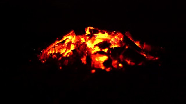 Increasing and decreasing stages of campfire