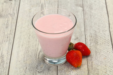 Yoghurt with strawberry in the bowl