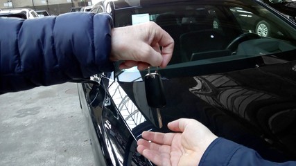 handover of vehicle keys - purchase or sell car