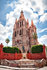 Fototapeta na wymiar Cathedral of San Miguel de Allende, Guanajuato, Mexico